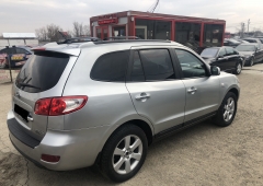 Hyunday Santa Fe