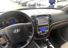 Hyunday Santa Fe