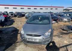 Dezmembrez Ford S-max 2.0 tdci 2008