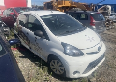 Dezmembrez Toyota Aygo 1.0i 2013