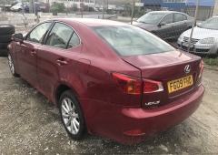 Dezmembrez Lexus IS 220d 2009