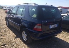 Mercedes-Benz ML 270