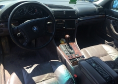BMW 750